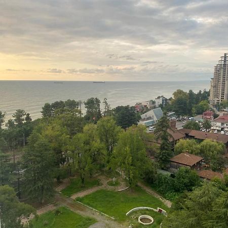 Аппартаменты С Двумя Балконами На Море И Горы Makhinjauri Eksteriør billede