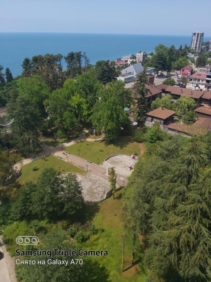 Аппартаменты С Двумя Балконами На Море И Горы Makhinjauri Eksteriør billede